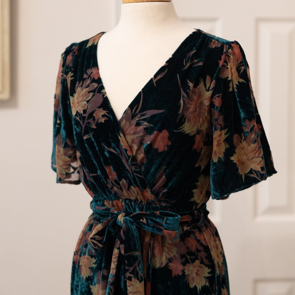 EUC Baltic Born Jade Floral "Uma" Velvet Maxi Dress - Picture 6 of 13